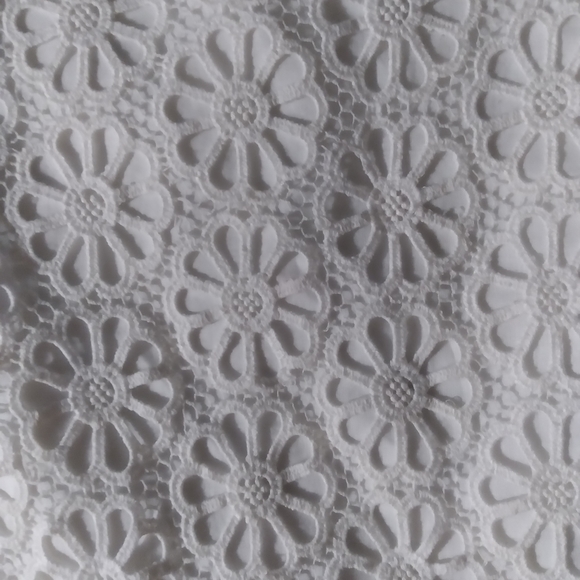 TALBOTS WHITE SKIRT - Picture 6 of 9